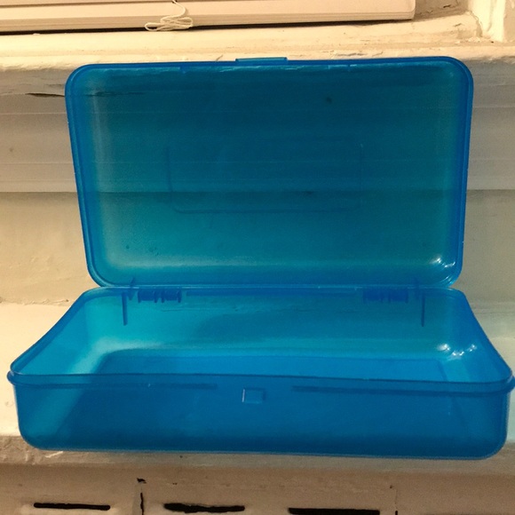 Transparent school container - Picture 2 of 6